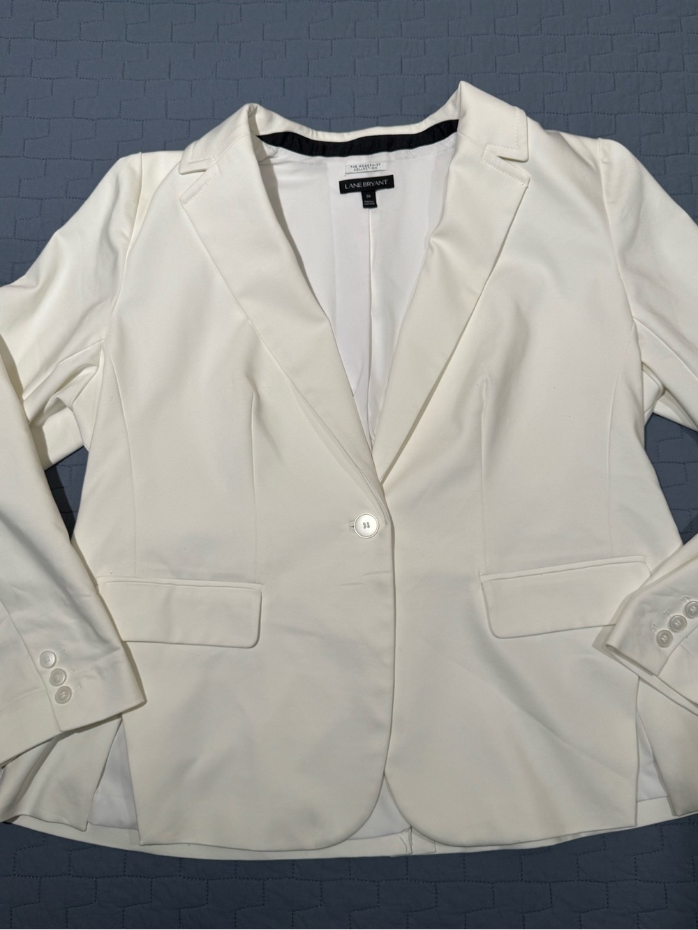 Lane Bryant Ivory Single-Button Notch Lapel Blazer
